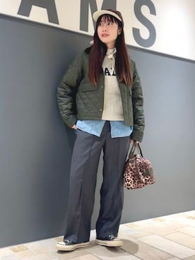 「スラックスパンツ」｜「アイテム（スウェット）」を使った、BEAMS BOYさん（レディース・158cm）の秋コーディネート