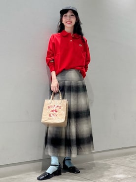 「BEAMS BOY（ビームスボーイ）のBEAMS BOY / BBロゴ ショップバッグ（トートバッグ、ベージュ系）」を使った、BEAMS BOYさん（レディース・166cm）の秋コーディネート