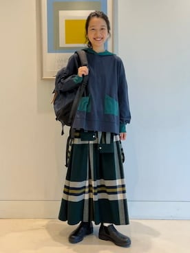「アイテム（パーカー）」を使った、BEAMS BOYさん（レディース・159cm）の冬コーディネート