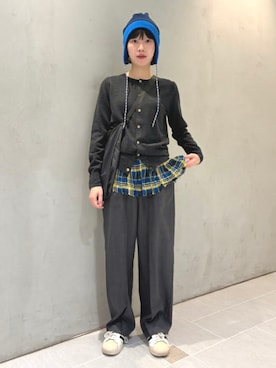 「スラックスパンツ」｜「アイテム（ニットキャップ/ビーニー）」を使った、BEAMS BOYさん（レディース・152cm）の冬コーディネート