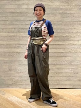 「アイテム（サロペット/オーバーオール、グリーン系）」を使った、BEAMS BOYさん（レディース・159cm）の夏コーディネート