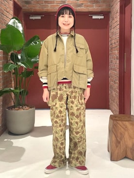 「アイテム（ミリタリージャケット）」を使った、BEAMS BOYさん（レディース・159cm）の秋コーディネート