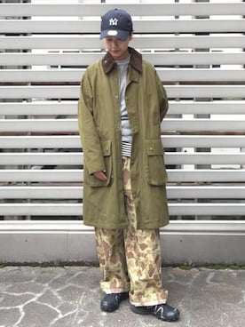 「アイテム（ステンカラーコート）」を使った、BEAMS BOYさん（レディース・157cm）の冬コーディネート