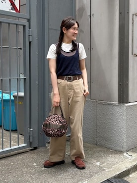 「BRIEFING（ブリーフィング）の【別注】BRIEFING / ヘルメット バッグ レオパード（ショルダーバッグ、その他）」を使った、BEAMS BOYさん（レディース・153cm）の夏コーディネート