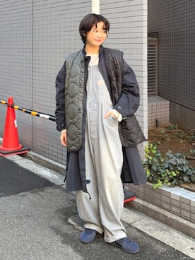 「アイテム（オールインワン・サロペット）」を使った、BEAMS BOYさん（レディース・158cm）の冬コーディネート