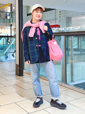 「アイテム（ヘアアクセサリー）」を使った、BEAMS BOYさん（レディース・153cm）の秋コーディネート