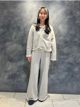 「アイテム（ブローチ/コサージュ）」を使った、BEAMS BOYさん（レディース・160cm）の秋コーディネート
