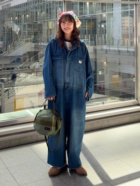 「BRIEFING(ブリーフィング)のアイテム(バッグ)」を使った、BEAMS BOYさん(レディース・166cm)の秋コーディネート