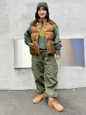「アイテム（ダウンベスト）」を使った、BEAMS BOYさん（レディース・149cm）の秋コーディネート