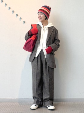 「アイテム（パーカー）」を使った、BEAMS BOYさん（レディース・150cm）の秋コーディネート
