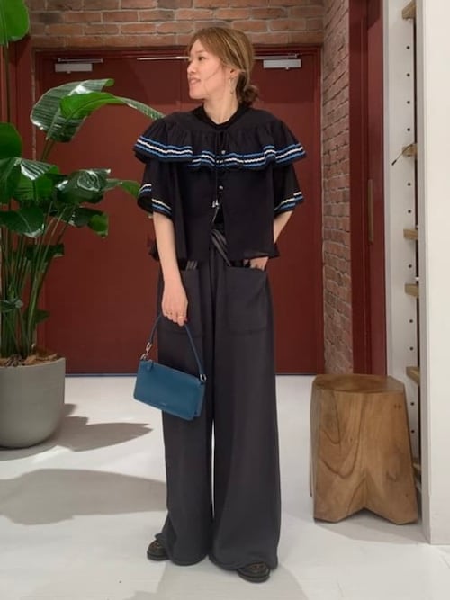 BEAMS WOMENBEAMS BOYさんのシャツ/ブラウスを使ったコーディネート