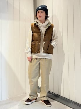 「アイテム（ダウンベスト）」を使った、BEAMS BOYさん（レディース・158cm）の秋コーディネート