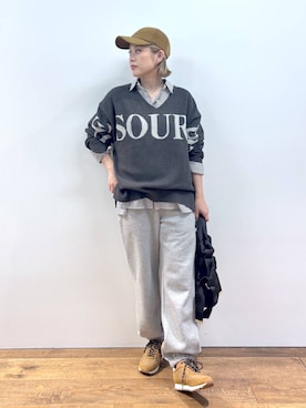 「アイテム（スウェットパンツ）」を使った、ニッシさん（レディース・164cm・40代）の秋コーディネート