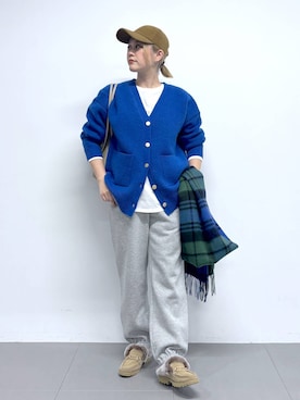 「アイテム（ヘアゴム）」を使った、ニッシさん（レディース・164cm）の冬コーディネート