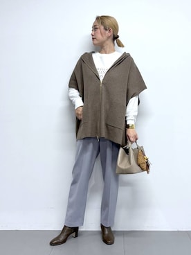 「アイテム（ヘアゴム）」を使った、ニッシさん（レディース・164cm）の秋コーディネート