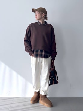 「アイテム（ショルダーバッグ）」を使った、ニッシさん（レディース・164cm・40代）の秋コーディネート