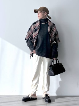 「アイテム（チョーカー）」を使った、ニッシさん（レディース・164cm・40代）の秋コーディネート