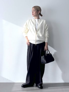 「アイテム（バングル/リストバンド）」を使った、ニッシさん（レディース・164cm・40代）の秋コーディネート