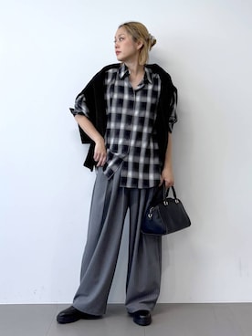 「アイテム（シュシュ）」を使った、ニッシさん（レディース・164cm）の冬コーディネート