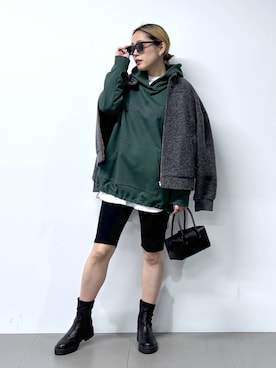 「アイテム（レギンス/スパッツ）」を使った、ニッシさん（レディース・164cm）の秋コーディネート
