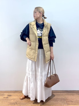 「アイテム（ヘアゴム）」を使った、ニッシさん（レディース・164cm）の秋コーディネート