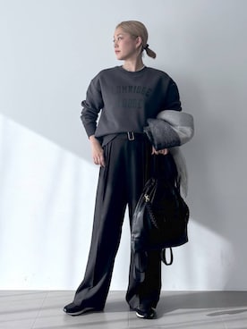 「アイテム（ヘアゴム）」を使った、ニッシさん（レディース・164cm）の秋コーディネート