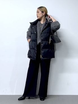 「アイテム（ダウンベスト）」を使った、ニッシさん（レディース・164cm）の秋コーディネート