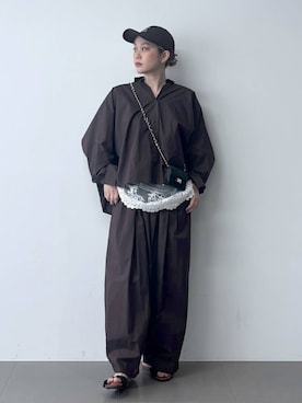 「BARNYARDSTORM（バンヤードストーム）のBARNYARDSTORM / タタックイージーパンツ（その他パンツ、ブラウン系）」を使った、ニッシさん（レディース・164cm）の春コーディネート