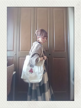 「Honeys（ハニーズ）のアイテム（トートバッグ）」を使った、mek0さん（レディース・151cm）の秋コーディネート