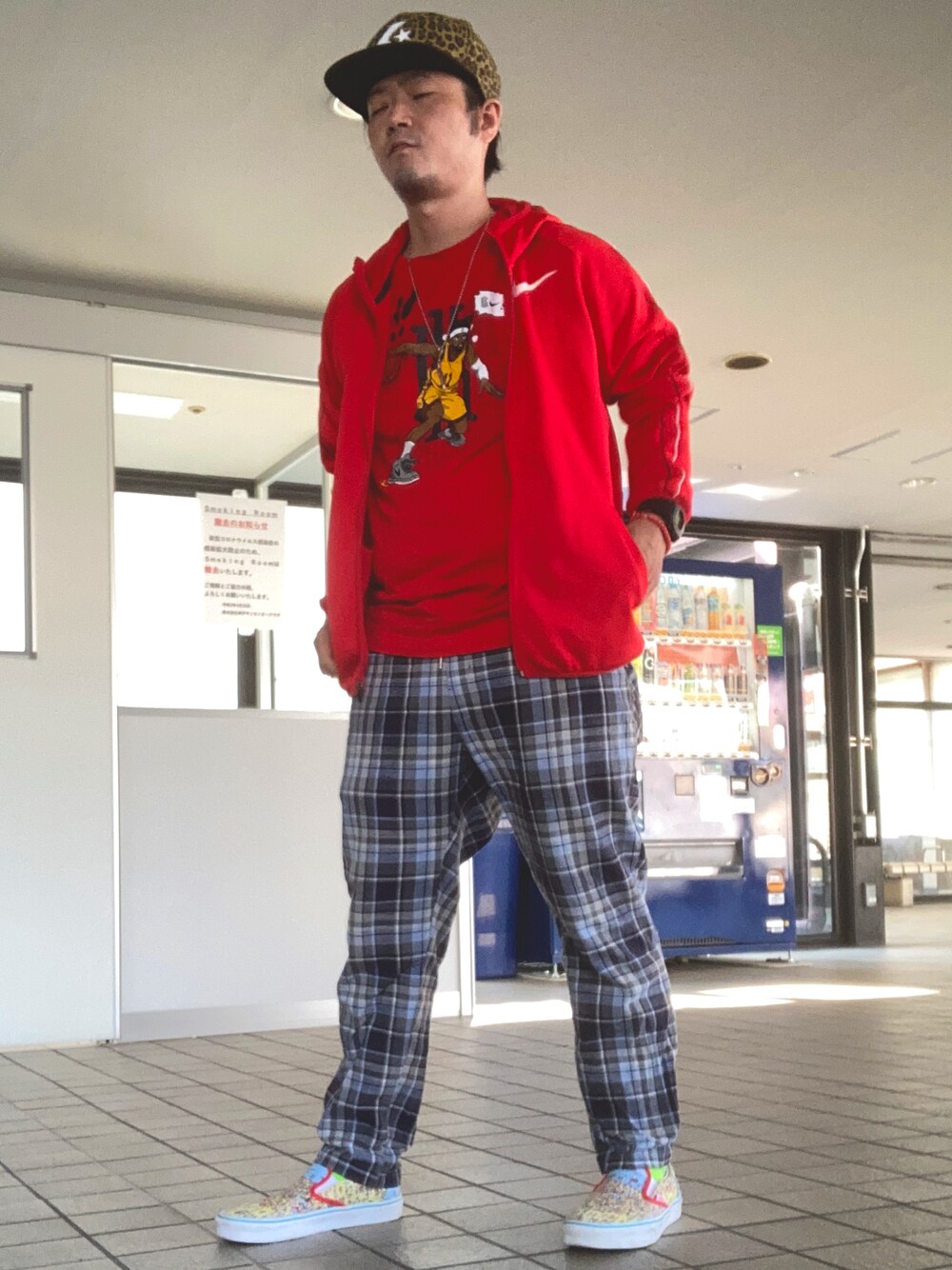 NIKE ナイキ セットアップ コーデ売り 上下セット 赤 ナイロンジャケット NIKE ナイキ セットアップ コーデ売り 上下セット 赤 ナイロン