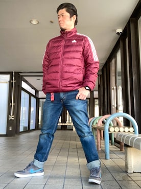 「アイテム（ダウンジャケット/コート、レッド系）」を使った、iadonさん（メンズ・165cm）の春コーディネート