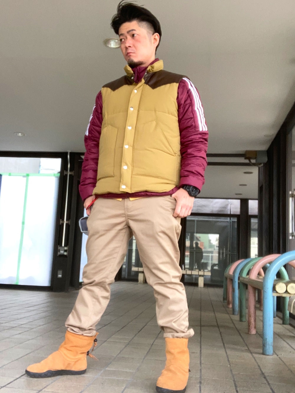 SUGAR CANEのダウンベスト（ベージュ系）を使ったメンズ人気