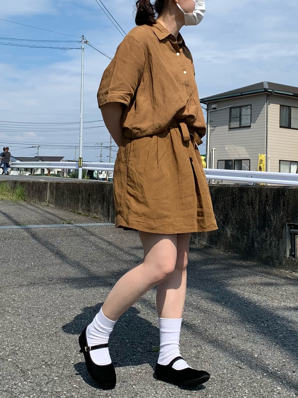 「UNIQLO、ユニクロ、セットアップ、茶色コーデ、ハーフパンツ、夏コーデ」｜「UNIQLOのアイテム（セットアップ、ブラウン系）」を使った、hoさん（レディース・162cm）の夏コーディネートの1枚目の写真