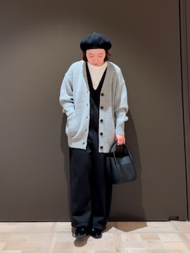 「ニットカーディガン」｜「アイテム（オールインワン・サロペット）」を使った、hayashiさん（レディース・150cm）の冬コーディネート