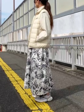 「アイテム（ダウンベスト）」を使った、まゆみんさん（レディース・160cm）の秋コーディネート