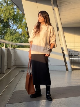 「アイテム（ニット/セーター）」を使った、まゆみんさん（レディース・160cm・50代）の秋コーディネート