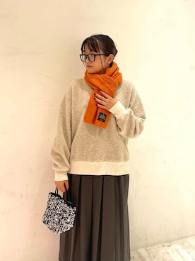 「アイテム（マフラー）」を使った、ののさん（レディース・160cm）の秋コーディネート