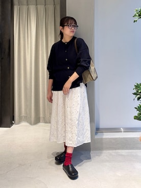 「かぐれ（カグレ）のアイテム（カーディガン/ボレロ）」を使った、ののさん（レディース・160cm）の秋コーディネート