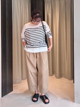 「かぐれ（カグレ）のコットンクロップドパンツ（その他パンツ、ベージュ系）」を使った、ののさん（レディース・160cm）の夏コーディネート