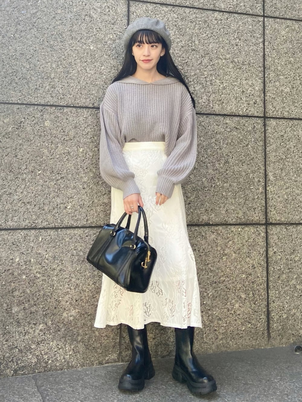 「スカート、ブーツ、ベレー帽、プチプラ、レーススカート、セーラーカラー、プチプラコーデ、ショート丈トップス、韓国ファッション、チェルシーブーツ、秋コーデ、ボリューム袖、WEARセンバツ、秋トレンド2021、だから秋服が好き」｜「archivesのウールベレー（ハンチング/ベレー帽、グレー系）」を使った、EPIMI ÉPIMMYさん（レディース・159cm）の秋コーディネートの1枚目の写真