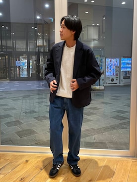 「アイテム（セットアップ）」を使った、純志さん（メンズ・169cm）の秋コーディネート