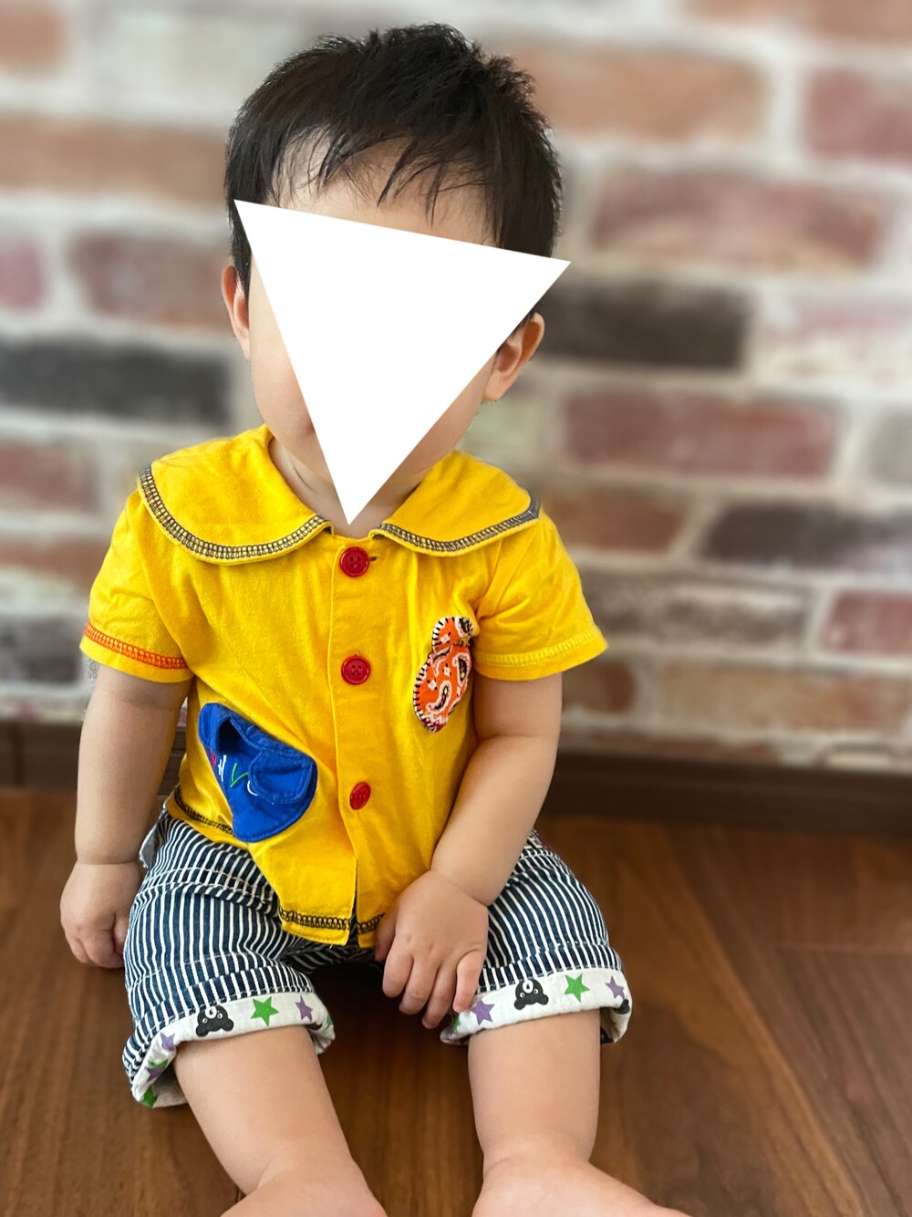「夏コーデ、キッズファッション、休日スタイル、むすこーで、０歳、生後11ヶ月、Pavot、古着、ダブルビー、イエロー、ベビーコーデ、男の子ベビー」｜「Pavotのアイテム（シャツ/ブラウス、イエロー系）」を使った、𝚖𝚒𝚣𝚞☻︎　  さん（キッズ・70cm）の夏コーディネートの1枚目の写真