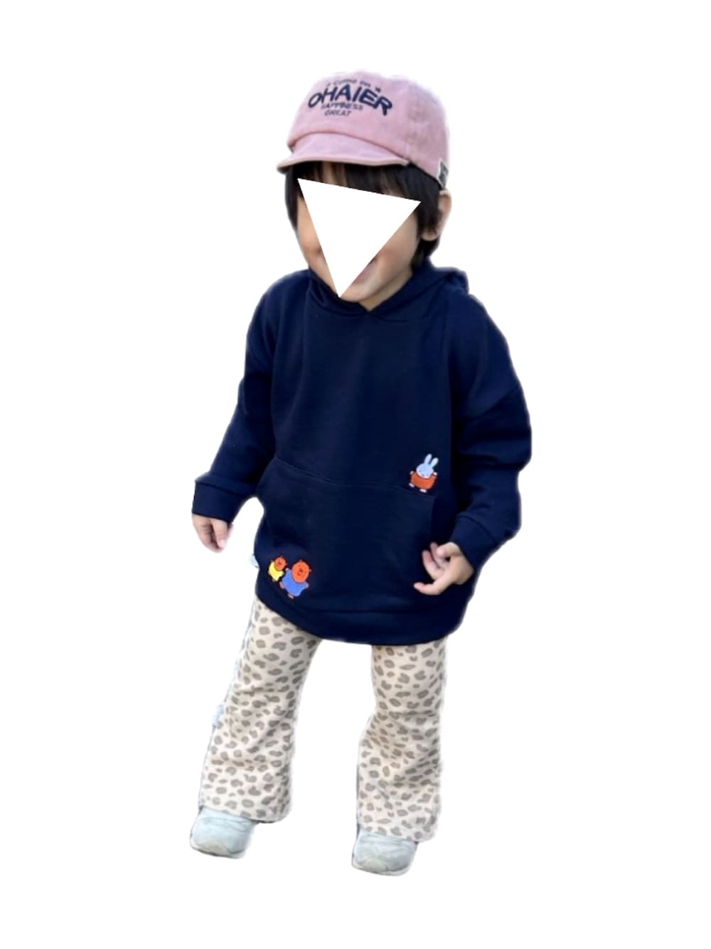 「カジュアルコーデ、ひょう柄、男の子、男の子コーデ、プチプラ、キッズコーデ、パーカー、レギンス、キャップ、レオパード、フーディー、3歳、3歳４ヶ月、3歳男の子、グラニフ」｜「Design Tshirts Store graniphのアイテム（パーカー、ブルー系）」を使った、𝚖𝚒𝚣𝚞☻︎　  さん（キッズ・90cm）の冬コーディネートの1枚目の写真