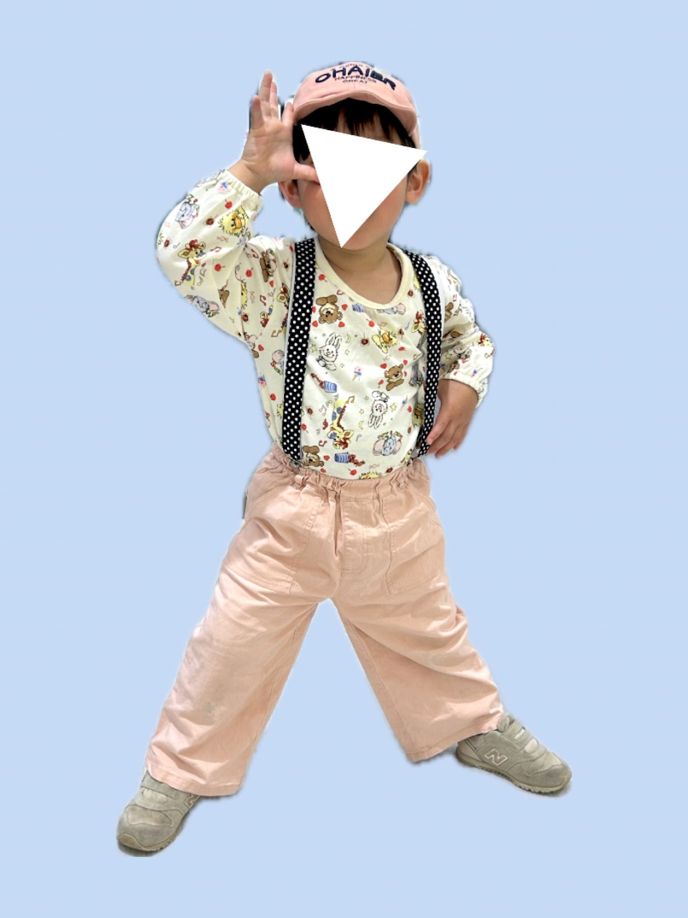 「春めき満開コーデ、春コーデ、春色、キッズコーデ、プチプラコーデ、キャップ、キッズファッション、男の子、3歳、3歳男の子、3歳6ヶ月、しまむら、サスペンダー、ピンクパンツ、ピンク男子」｜「しまむらのアイテム（Tシャツ/カットソー、ホワイト系）」を使った、𝚖𝚒𝚣𝚞☻︎　  さん（キッズ・90cm）の春コーディネートの1枚目の写真