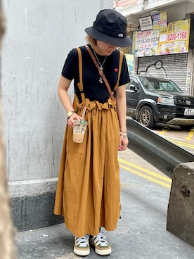「CDG（シーディージー）のアイテム」を使った、CHing Chingさん（レディース・158cm）の春コーディネート