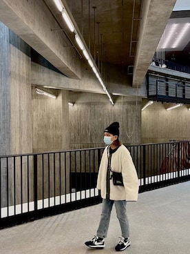 「GU（ジーユー）のアイテム（ノーカラージャケット）」を使った、CHing Chingさん（レディース・158cm）の冬コーディネート