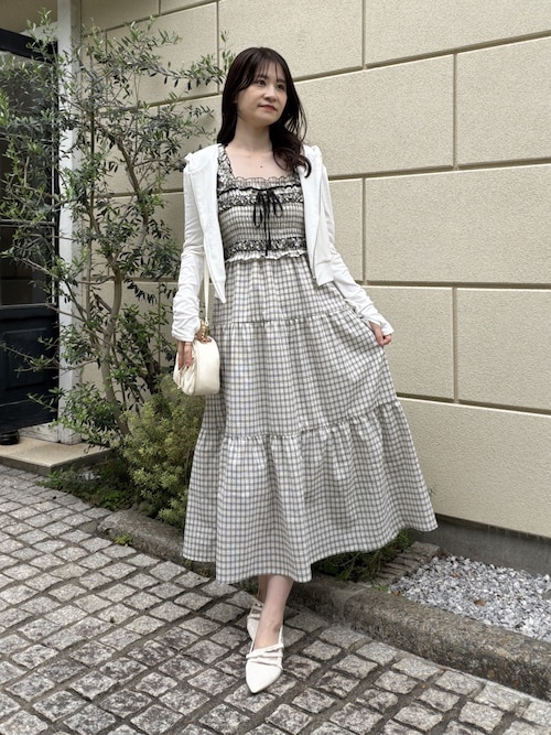 セール】背中あき配色リボンシャーリングロングワンピ（ワンピース 