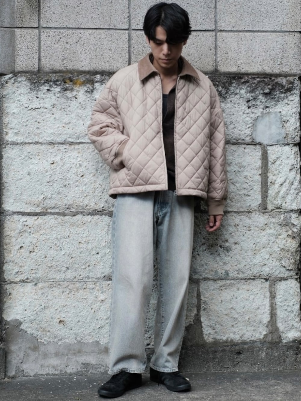 「秋服まるっと大公開、低身長、低身長コーデ、低身長男子、ユニクロ、UNIQLO、プチプラ、秋コーデ、重ね着ベストシーズン、デニム、ジャケットスタイル、淡色コーデ、スニーカー」｜「UNIQLOのアイテム（ブルゾン、ベージュ系）」を使った、わむう_wamuさん（メンズ・164cm）の秋コーディネートの1枚目の写真