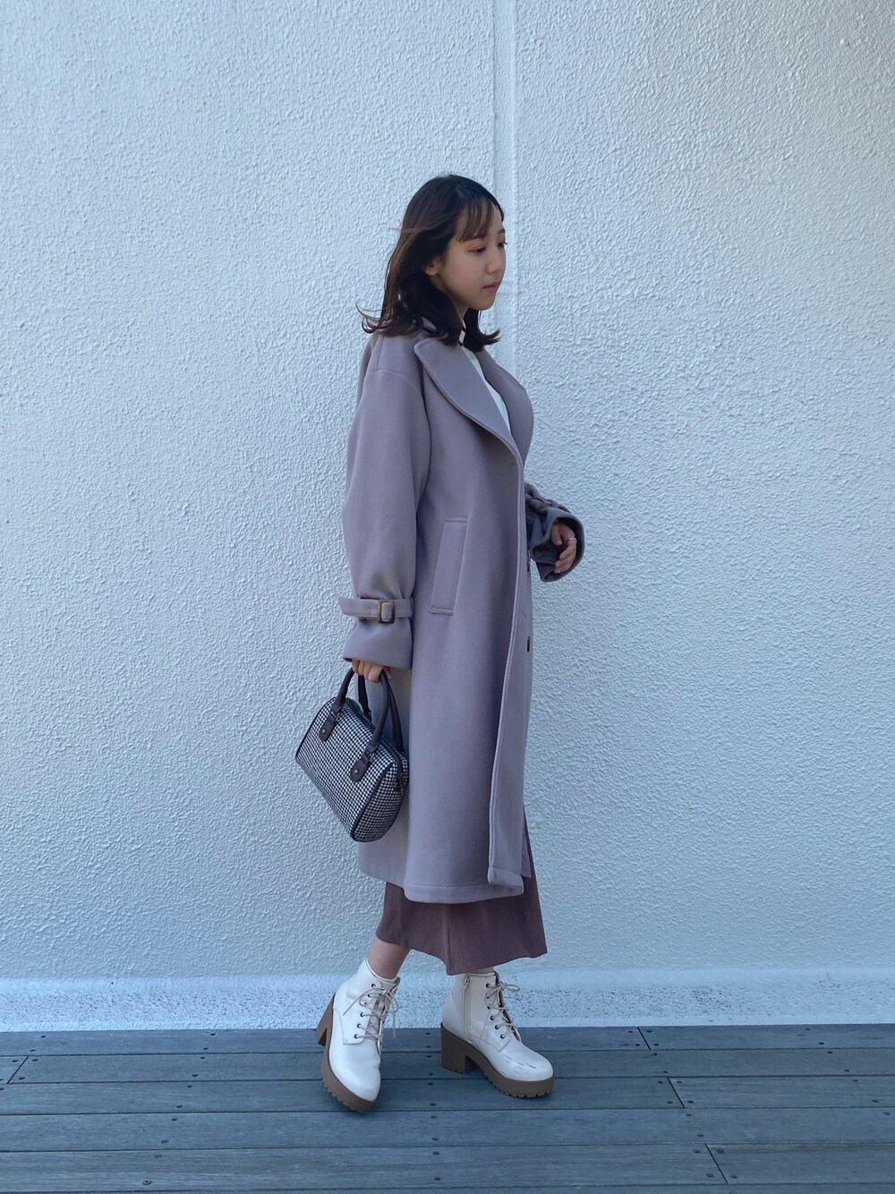 「OLIVE des OLIVE、秋のコーデ、大人コーデ、大人カジュアル、ロングスカート、ブラウン、オトナ女子、大人ガーリー、大人トレンドカジュアル、だから秋服が好き」｜「OLIVE des OLIVEの軽くて、柔らかい素材で着心地ばつぐん！ゆるチェスターコート（チェスターコート、ブラウン系）」を使った、akaneさん（レディース・166cm）の秋コーディネートの1枚目の写真