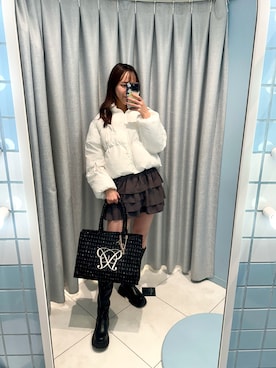 「アイテム（ダウンジャケット/コート）」を使った、akaneさん（レディース・167cm・20代）の秋コーディネート